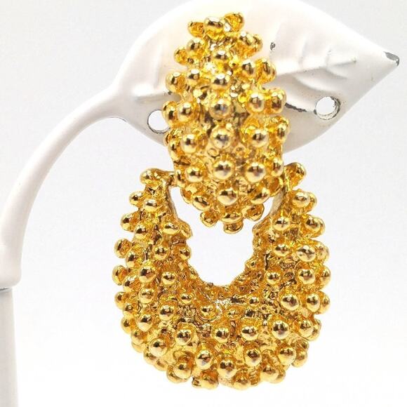 Vintage Brutalist Style Dangle Clip Earrings, Gold Tone, 1 3/4 Inches - Picture 8 of 8